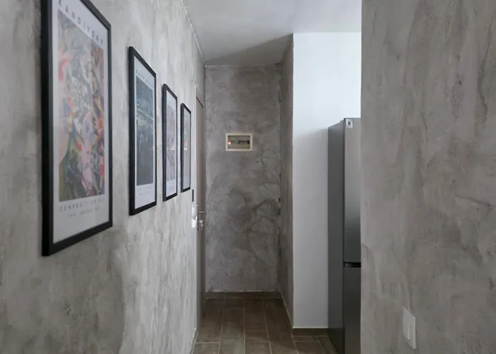 Canvas At 2 Διαμέρισμα