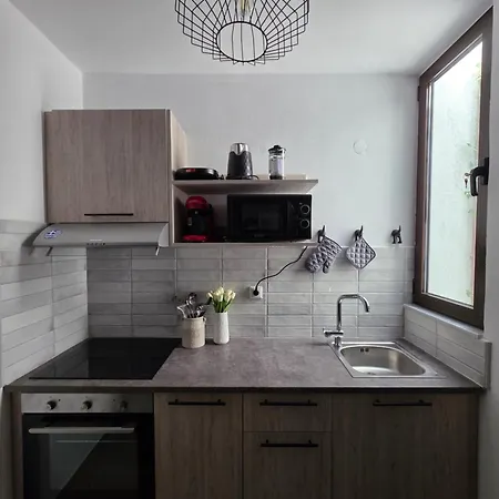 Apartman Canvas At 2 Koszkinú